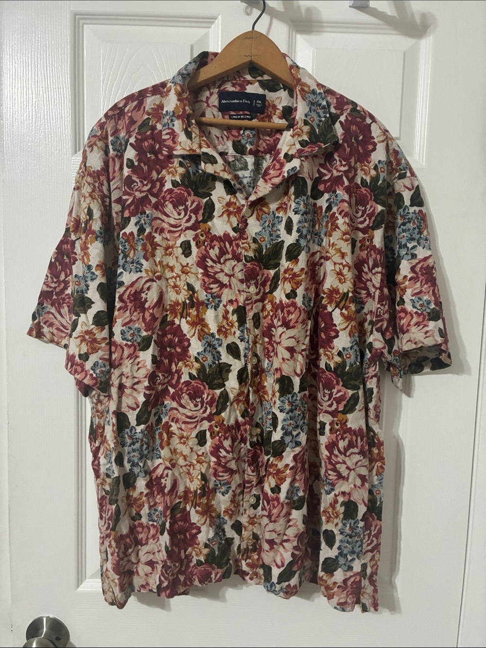 Abercrombie & Fitch men's linen blend floral button-down Size: XXL